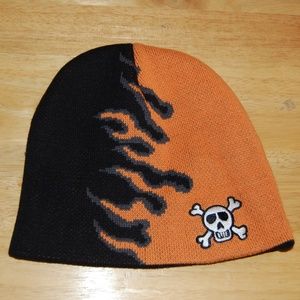 Skull & Bones Beanie Unisex